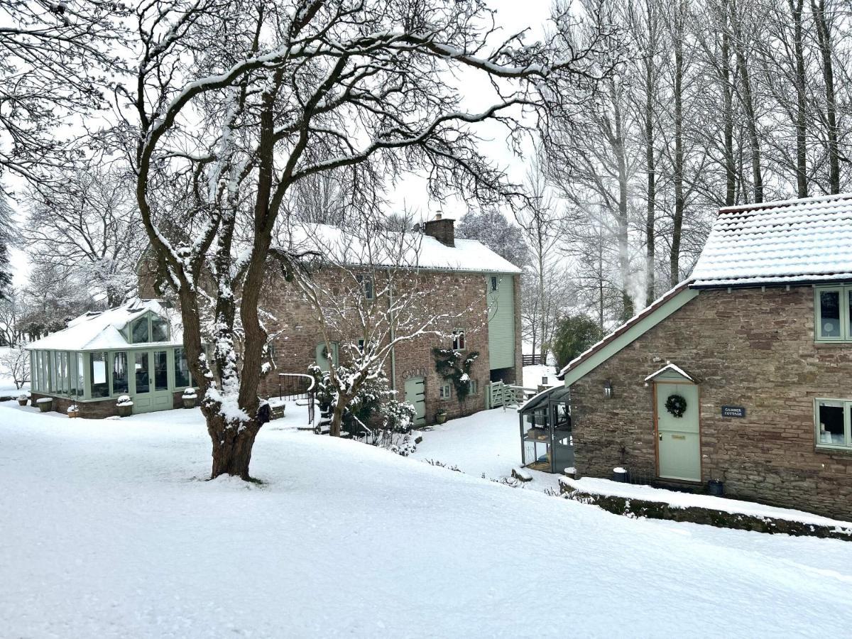Beautiful Old Water Mill In Rural Herefordshire Экстерьер фото